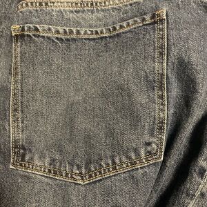 Old Navy Women’s size 26 plus. Button fly. NWT